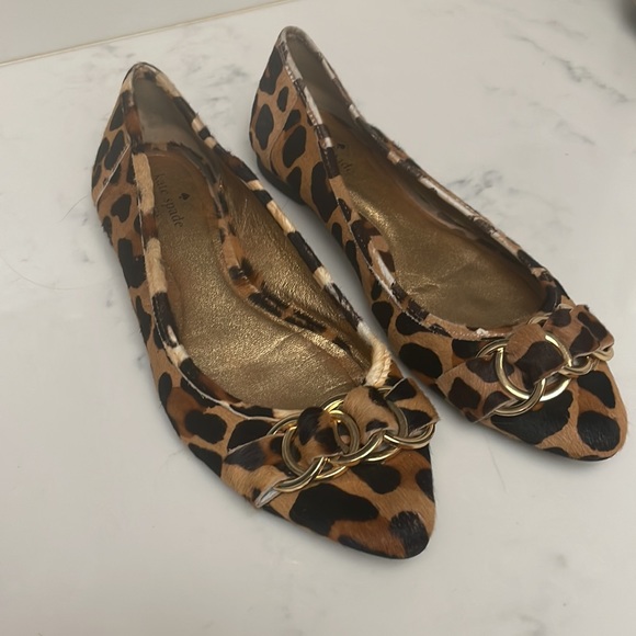 KATE SPADE Eryn Leopard Chain Link Pointed Flats - Picture 2 of 11